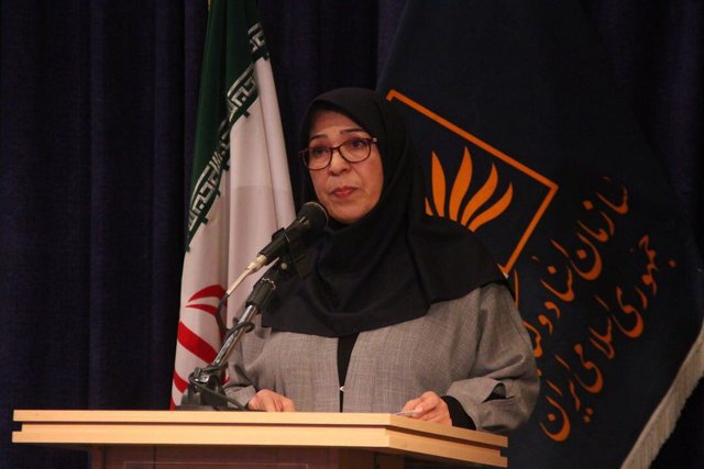 مدیر دانشنامه فارس در مراسم نکوداشت امین فقیری: ناگزیر از مردمی کردن ادبیات هستیم